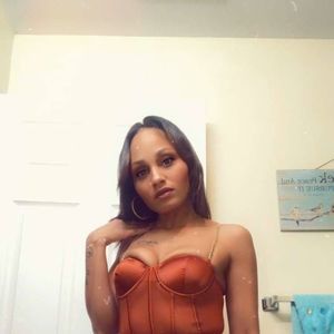 Meet your Posher, Jazmin